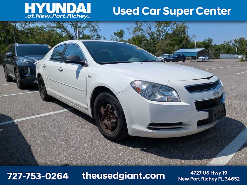 Thumbnail: 2008 Chevrolet Malibu - 3