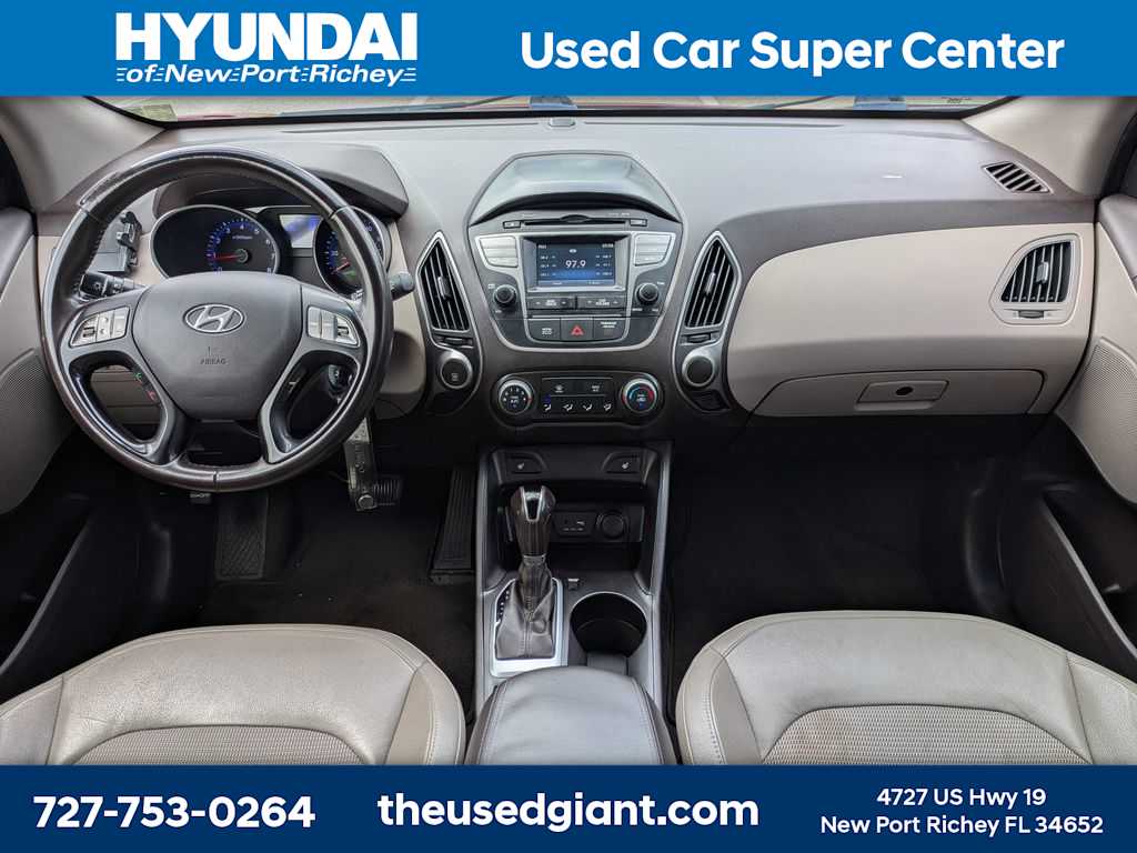 Thumbnail: 2015 Hyundai Tucson - 17