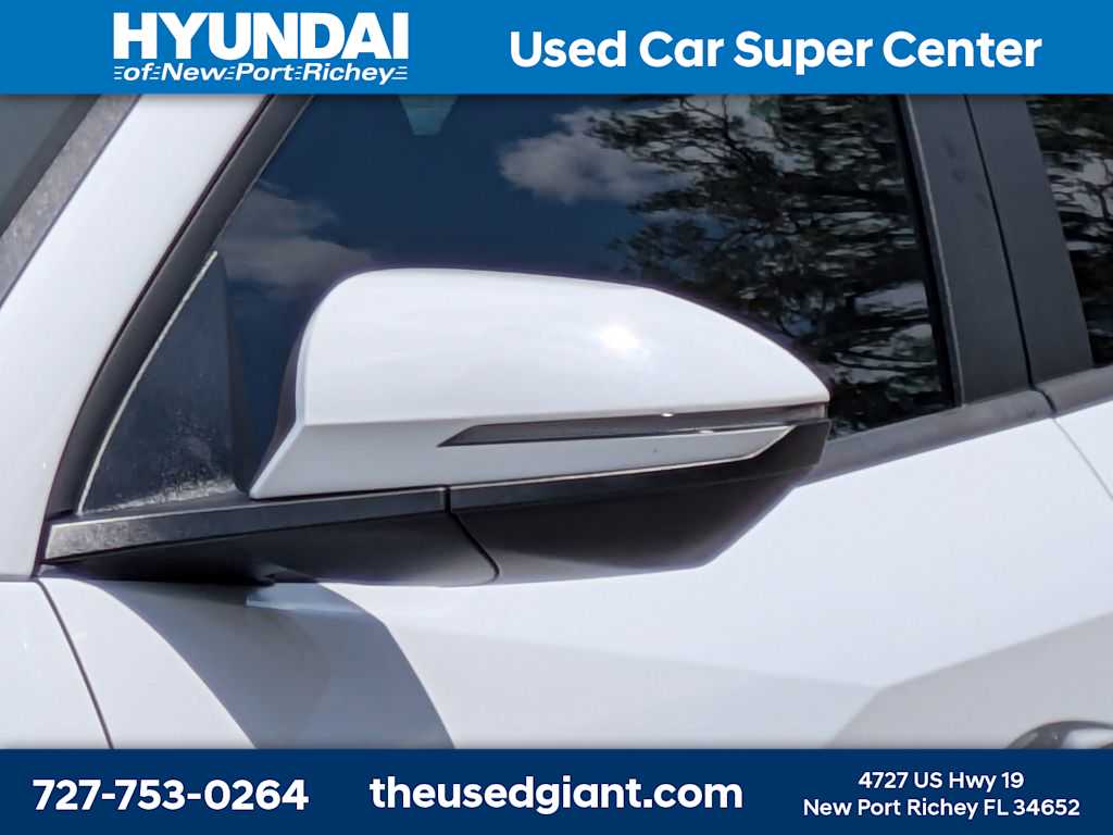 Thumbnail: 2022 Hyundai Santa Cruz - 11