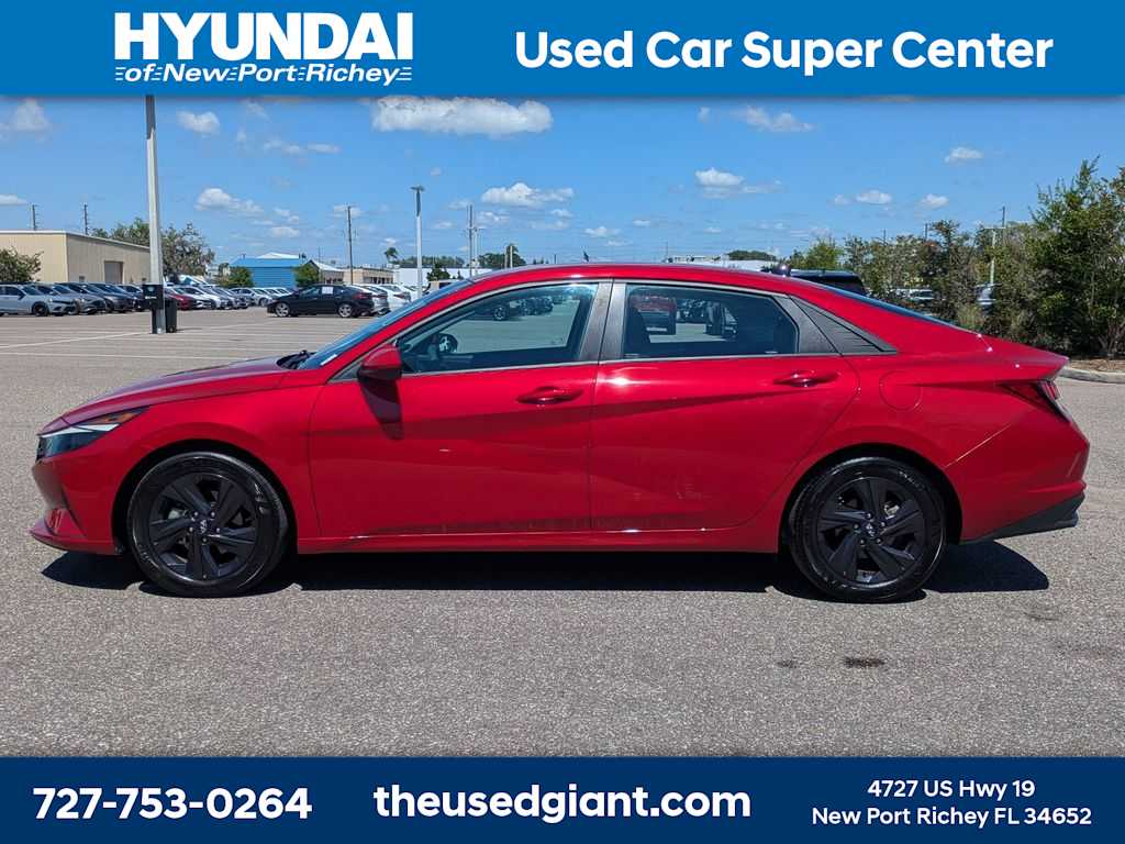 Thumbnail: 2023 Hyundai Elantra - 2