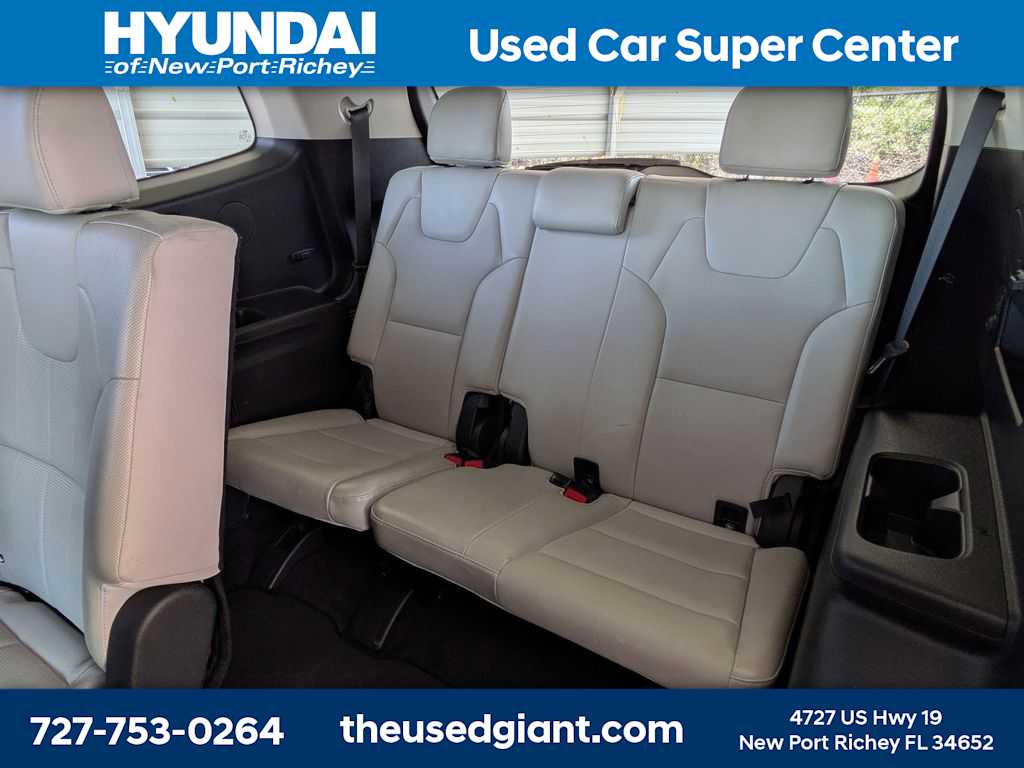 Thumbnail: 2020 Kia Telluride - 17