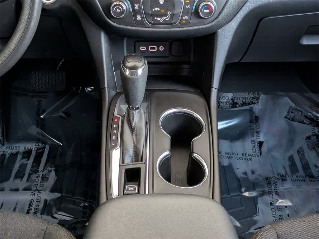 Thumbnail: 2021 Chevrolet Equinox - 22