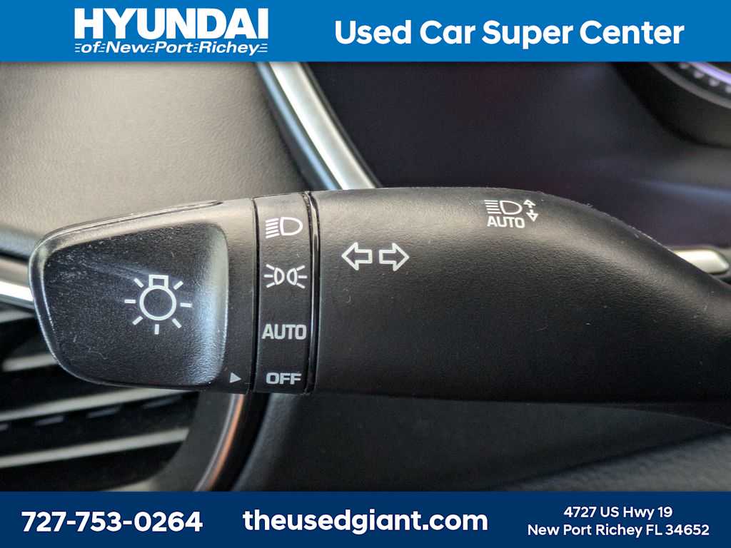 Thumbnail: 2021 Hyundai Santa Fe - 31