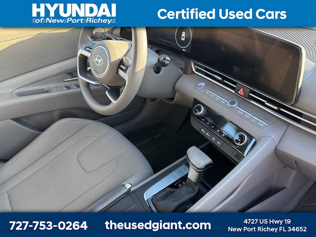 Thumbnail: 2024 Hyundai Elantra - 6