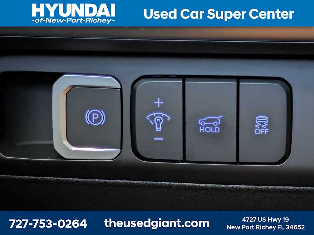 Thumbnail: 2025 Hyundai Santa Fe - 32