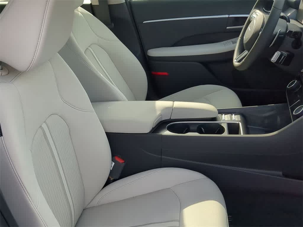 Thumbnail: 2025 Hyundai Sonata - 23