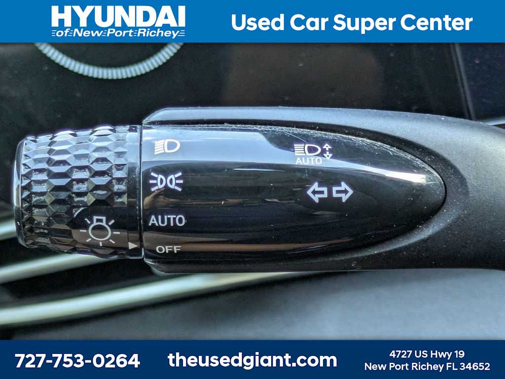 Thumbnail: 2023 Hyundai Elantra - 28