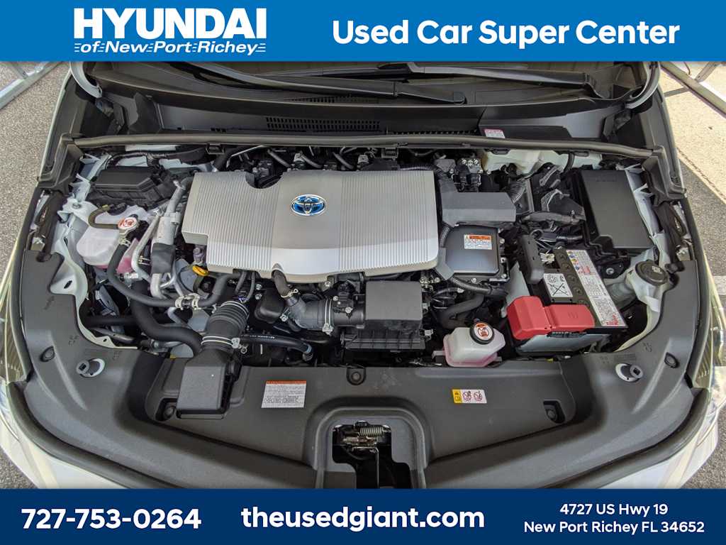 Thumbnail: 2022 Toyota Prius Prime - 15