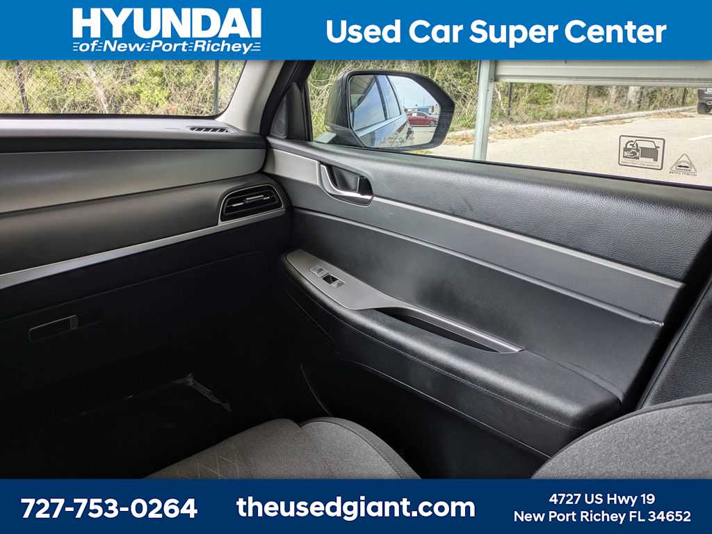 Thumbnail: 2021 Hyundai Palisade - 22