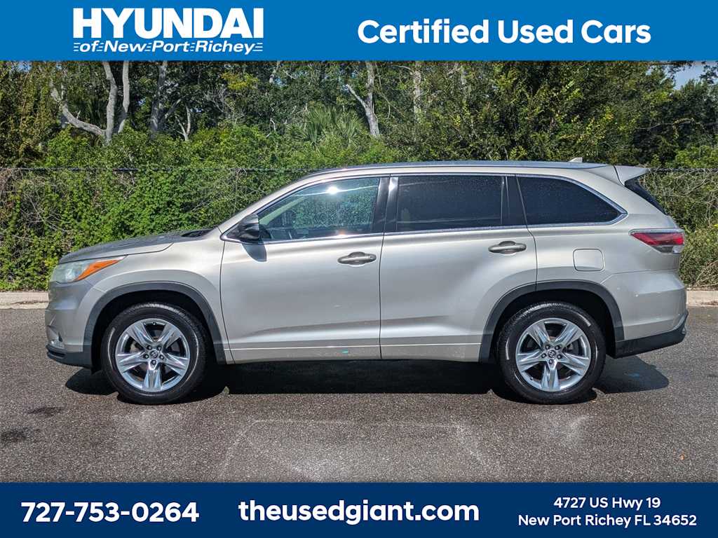 Thumbnail: 2016 Toyota Highlander - 2