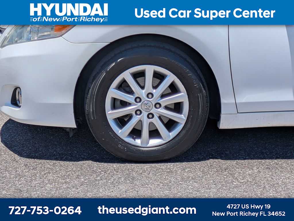 Thumbnail: 2011 Toyota Camry - 10