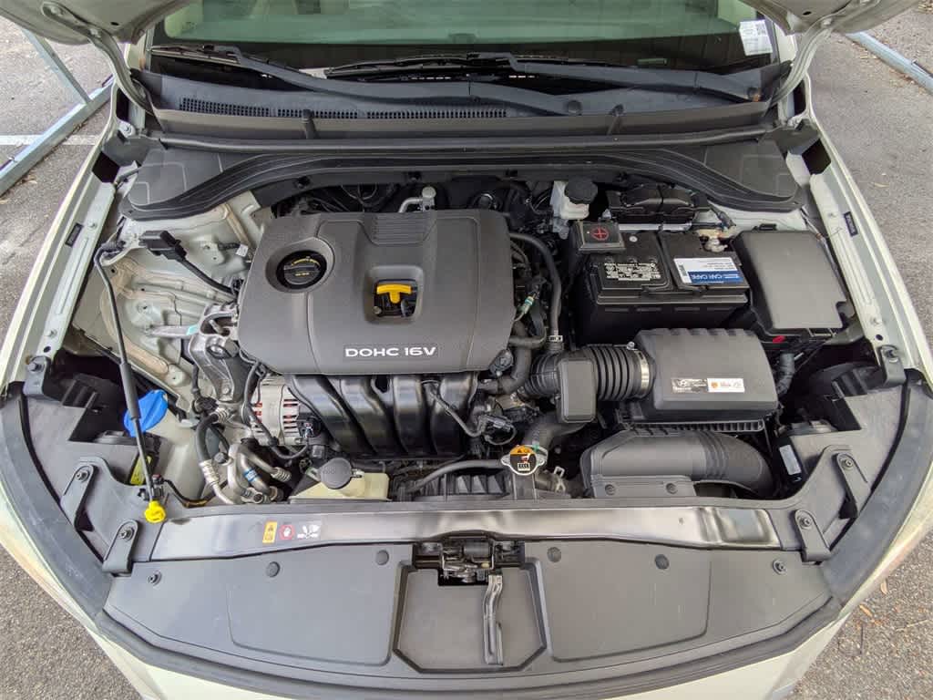 Thumbnail: 2017 Hyundai Elantra - 12