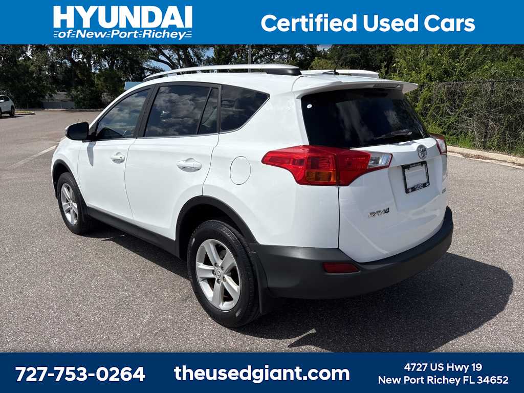 Thumbnail: 2014 Toyota RAV4 - 3