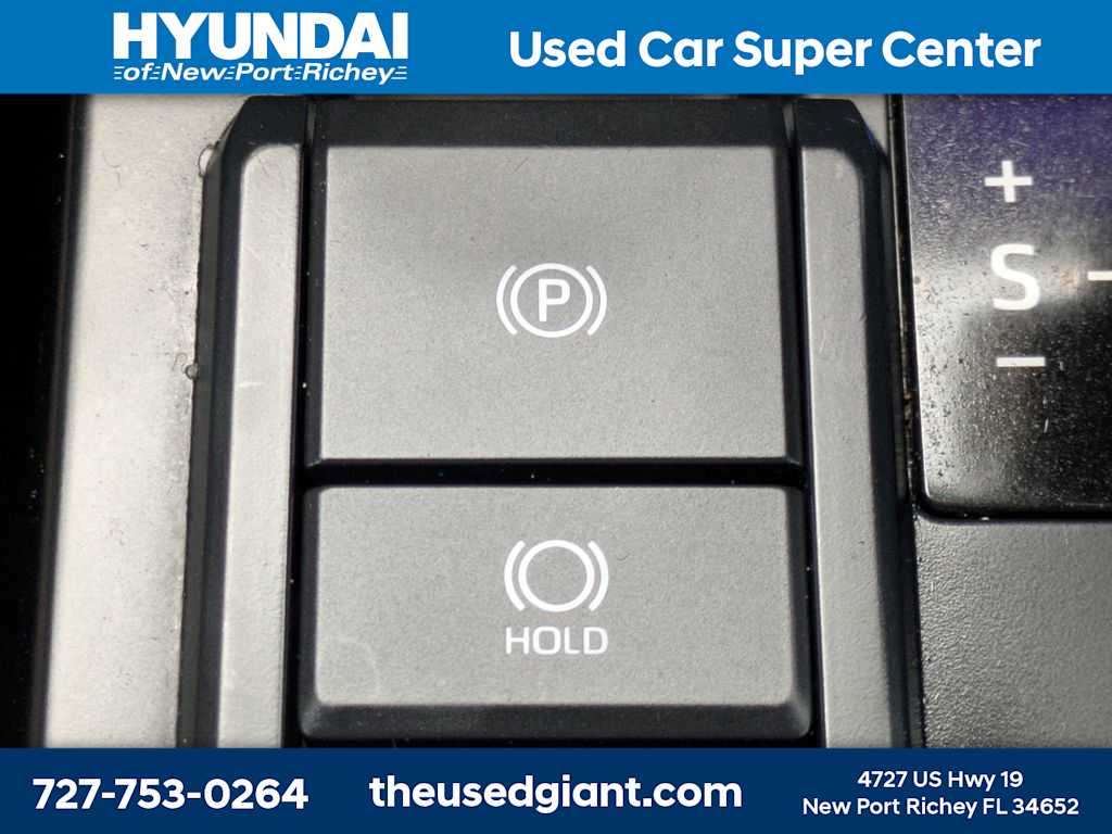 Thumbnail: 2024 Toyota Tacoma - 23