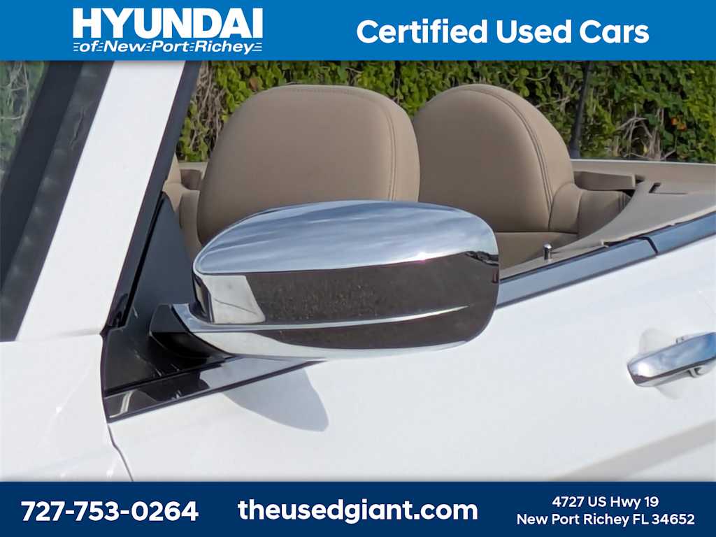 Thumbnail: 2011 Chrysler 200 - 12