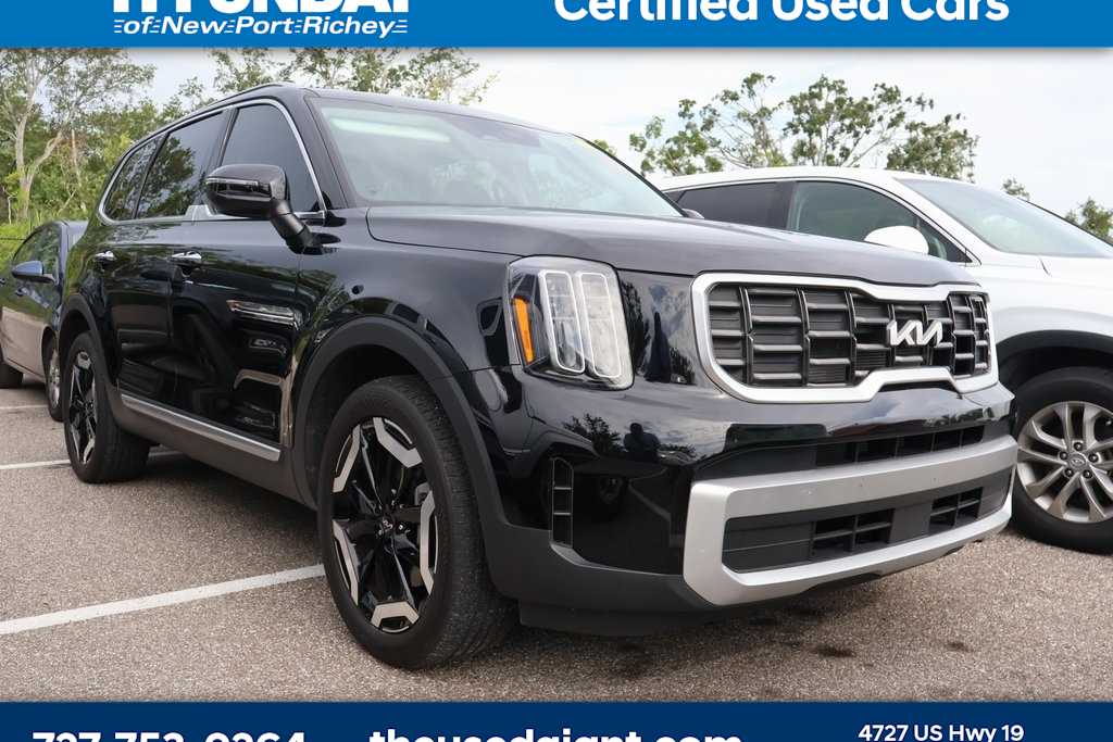 2023 Kia Telluride S 4