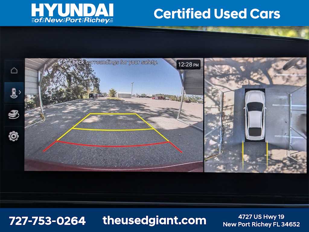 Thumbnail: 2024 Hyundai Elantra - 23