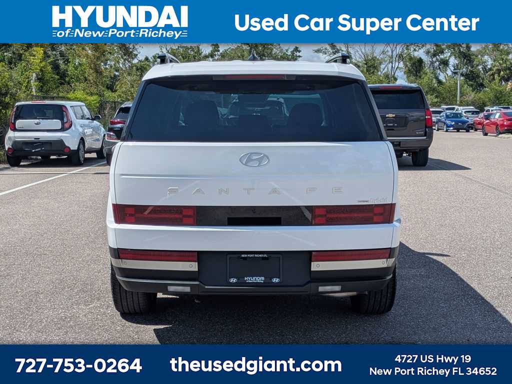 Thumbnail: 2024 Hyundai Santa Fe - 4