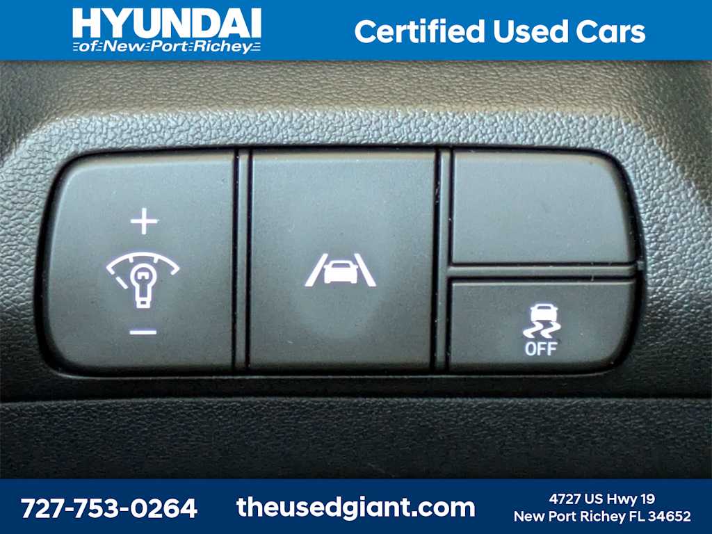 Thumbnail: 2023 Hyundai Elantra - 22