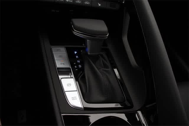 Thumbnail: 2024 Hyundai Elantra - 17