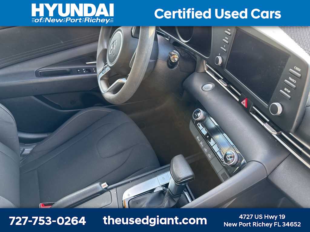 2022 Hyundai Elantra SEL 6