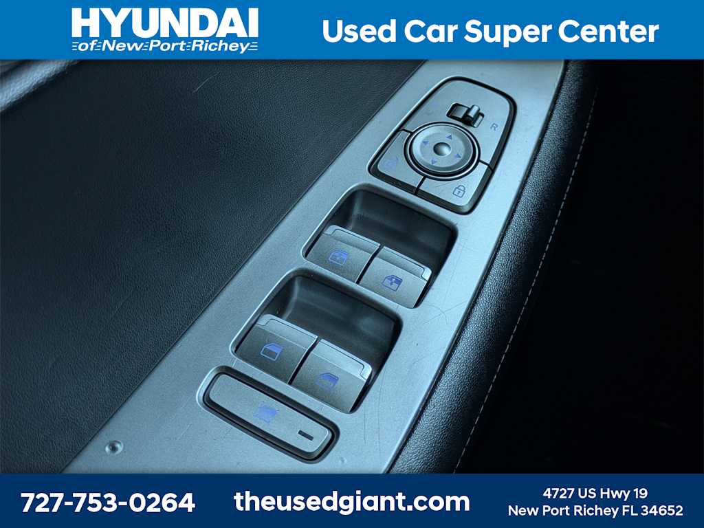 Thumbnail: 2021 Hyundai Palisade - 32