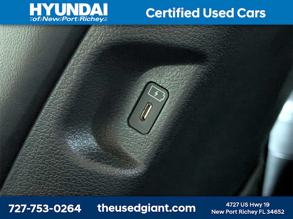 Thumbnail: 2023 Hyundai Palisade - 20