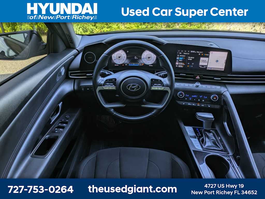 Thumbnail: 2023 Hyundai Elantra - 15