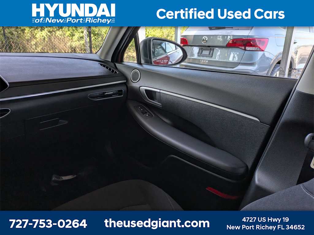 Thumbnail: 2023 Hyundai Sonata - 16