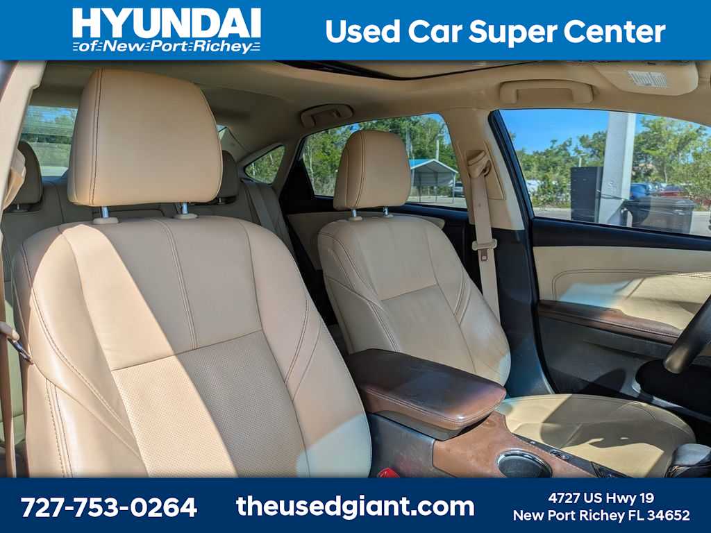 Thumbnail: 2014 Toyota Avalon - 8