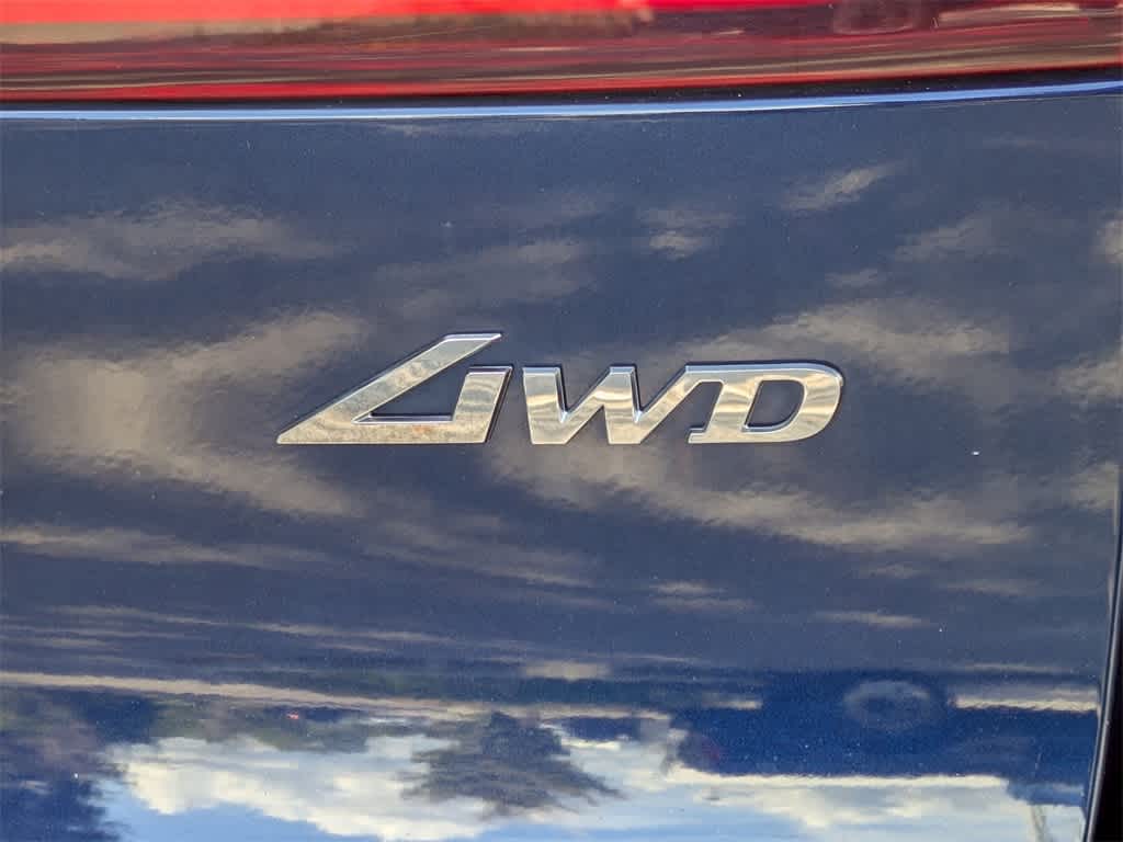 Thumbnail: 2022 Genesis GV70 - 14