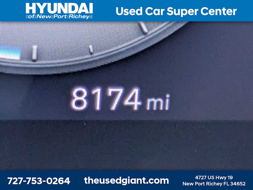 Thumbnail: 2025 Hyundai Elantra - 32