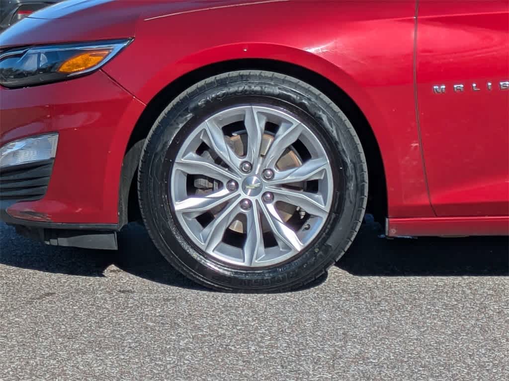 Thumbnail: 2020 Chevrolet Malibu - 10