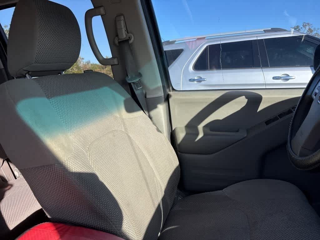 Thumbnail: 2015 Nissan Frontier - 9