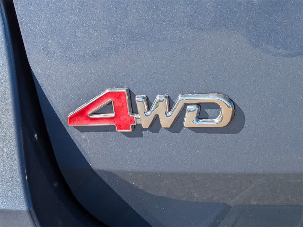 Thumbnail: 2021 Ford Explorer - 16