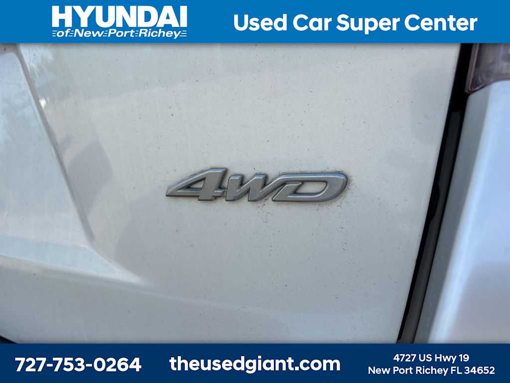 Thumbnail: 2011 Toyota Highlander - 6