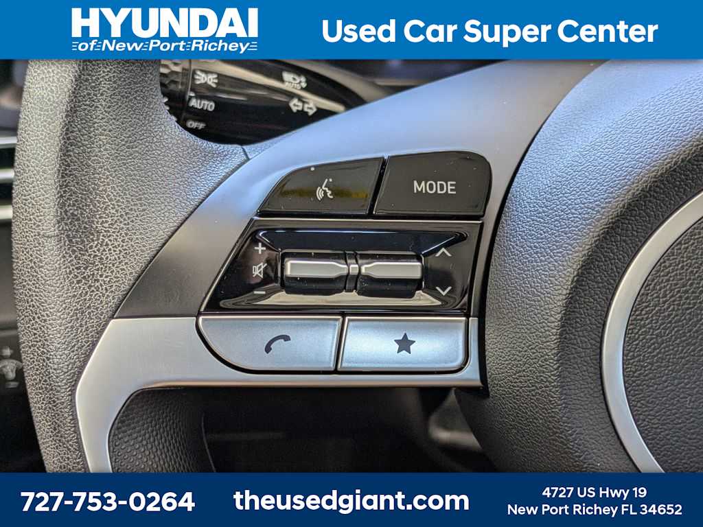 Thumbnail: 2025 Hyundai Elantra - 25