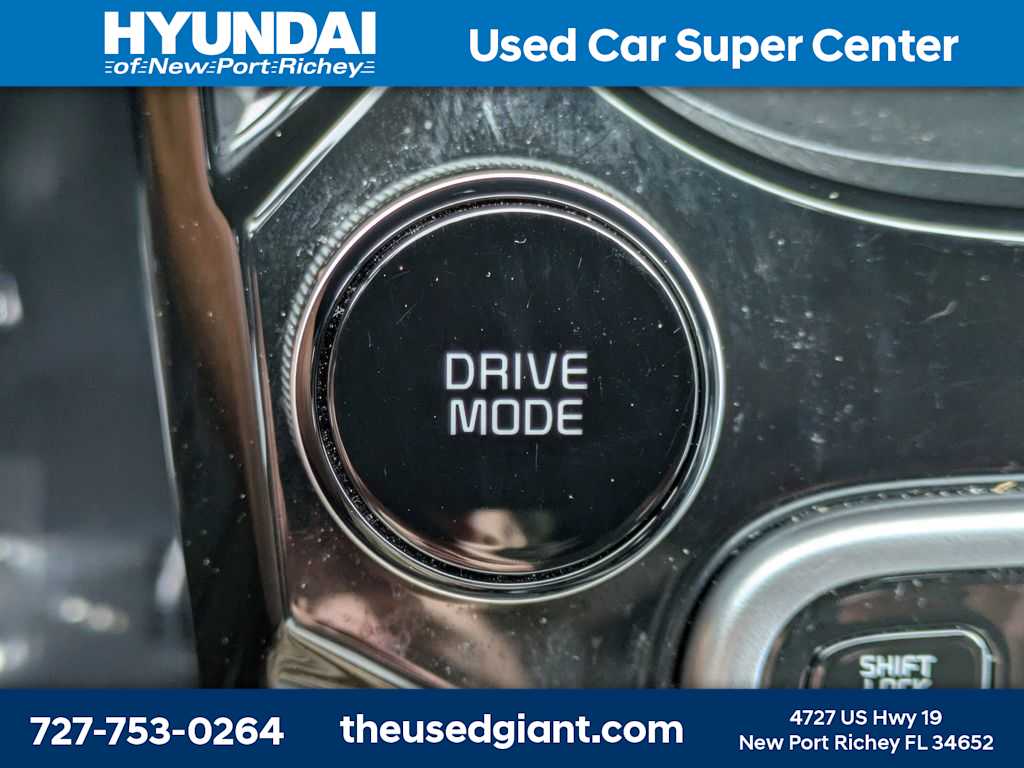 Thumbnail: 2025 Kia Seltos - 25