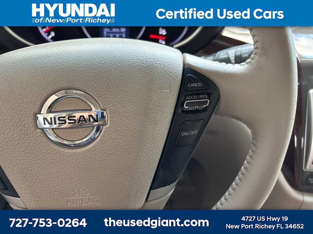 Thumbnail: 2012 Nissan Quest - 26