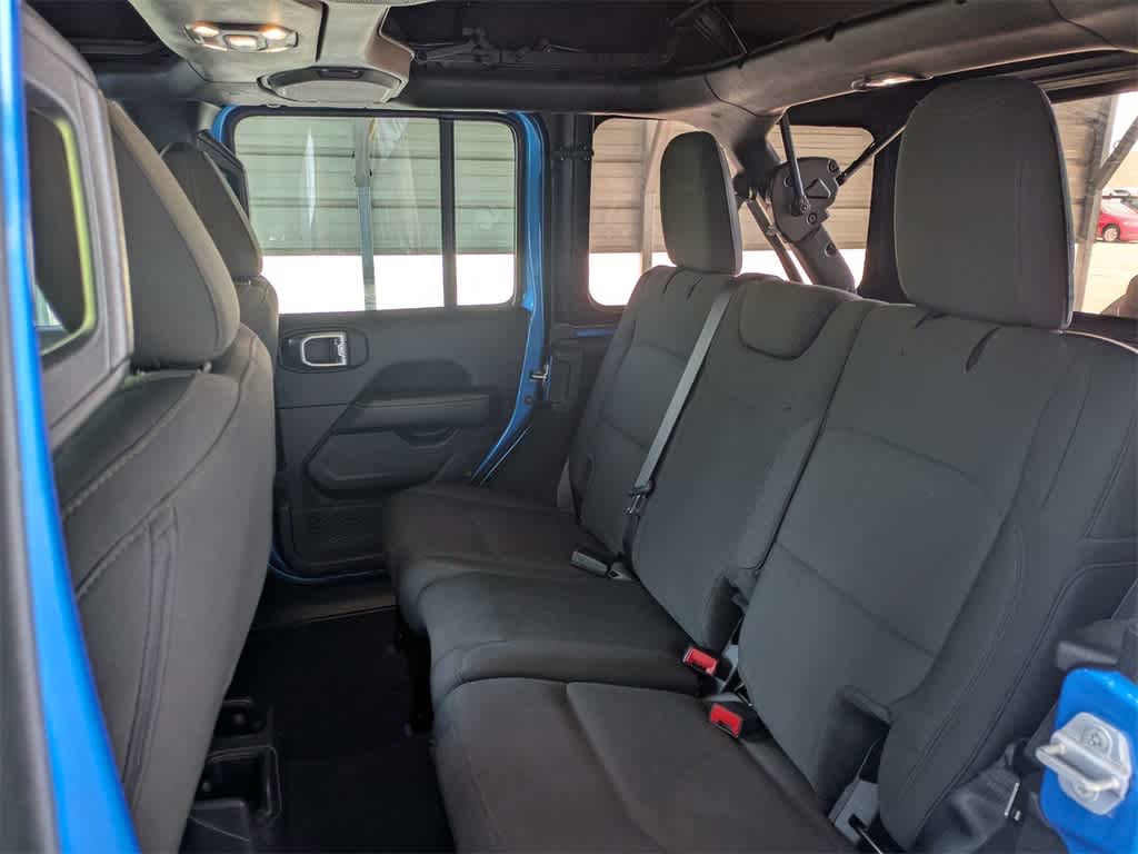 Thumbnail: 2022 Jeep Wrangler - 16