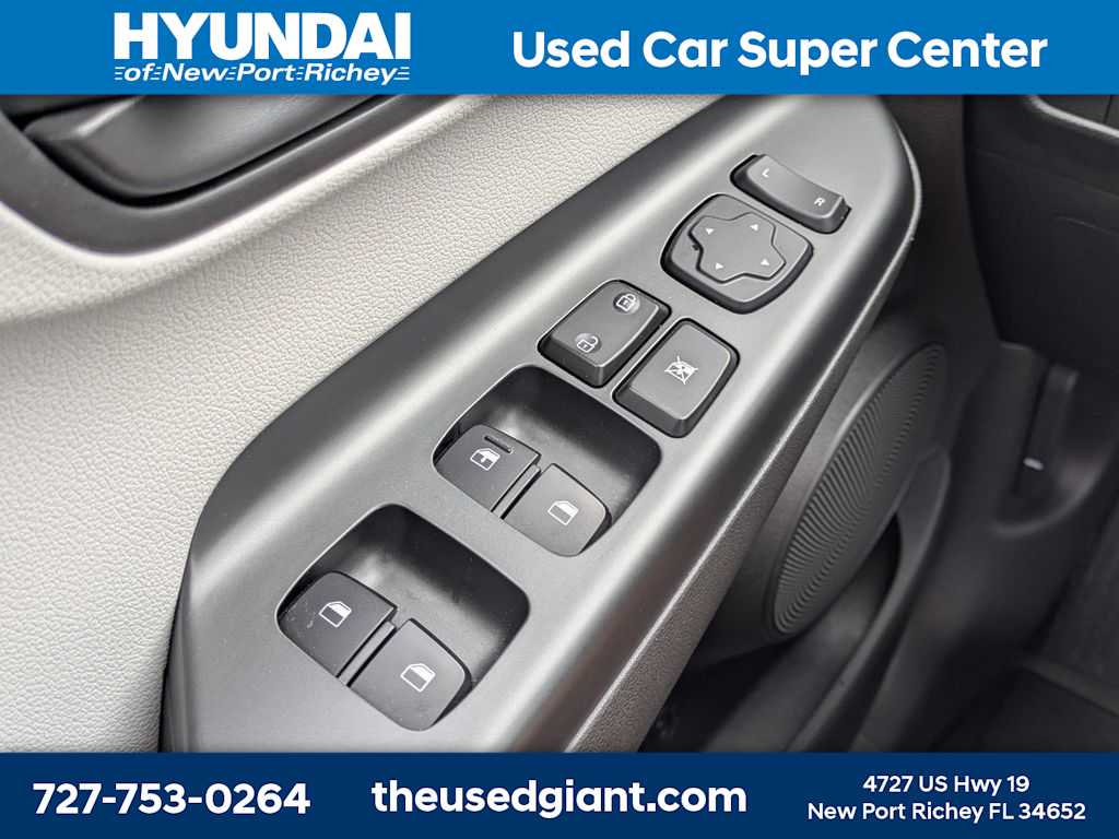 Thumbnail: 2022 Hyundai Kona - 25