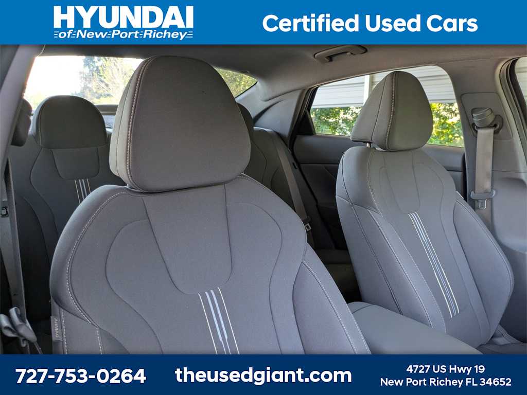 Thumbnail: 2024 Hyundai Elantra - 6