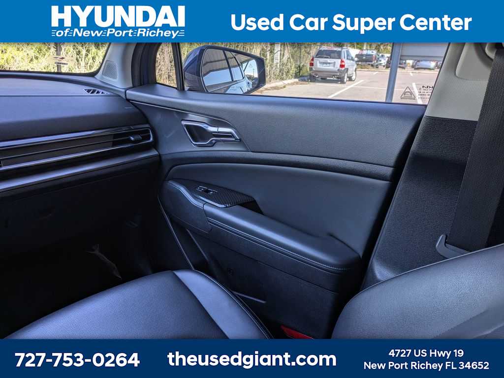 Thumbnail: 2023 Kia Sportage - 21