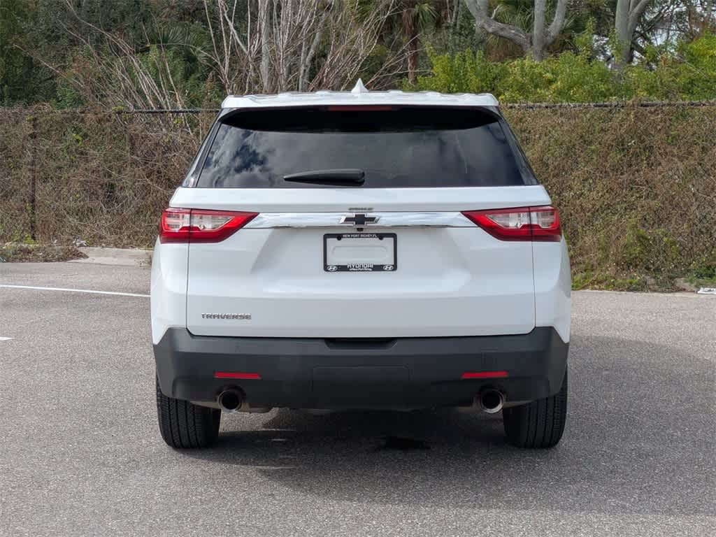 Thumbnail: 2019 Chevrolet Traverse - 4