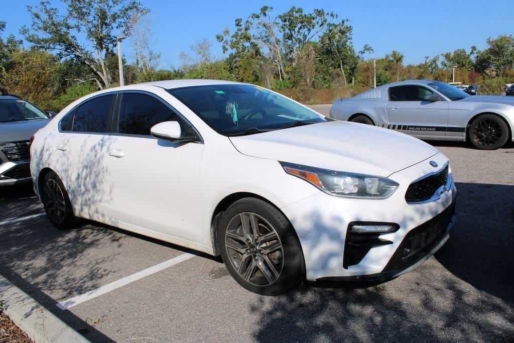 Thumbnail: 2019 Kia Forte - 4