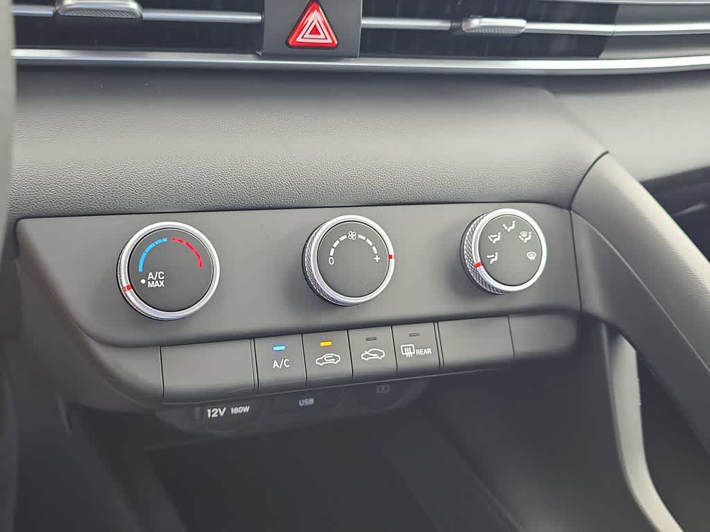 Thumbnail: 2026 Hyundai Elantra - 31