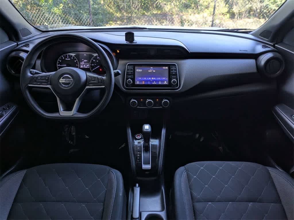 Thumbnail: 2018 Nissan Kicks - 16