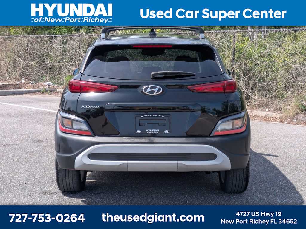 Thumbnail: 2022 Hyundai Kona - 4