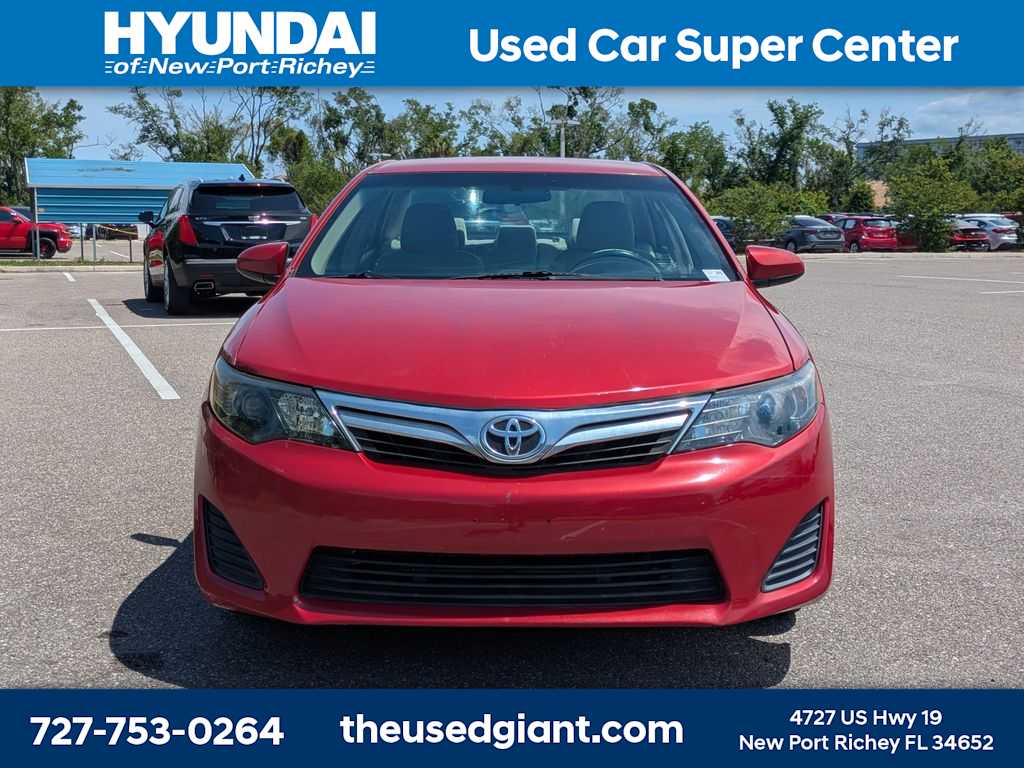 Thumbnail: 2012 Toyota Camry - 8