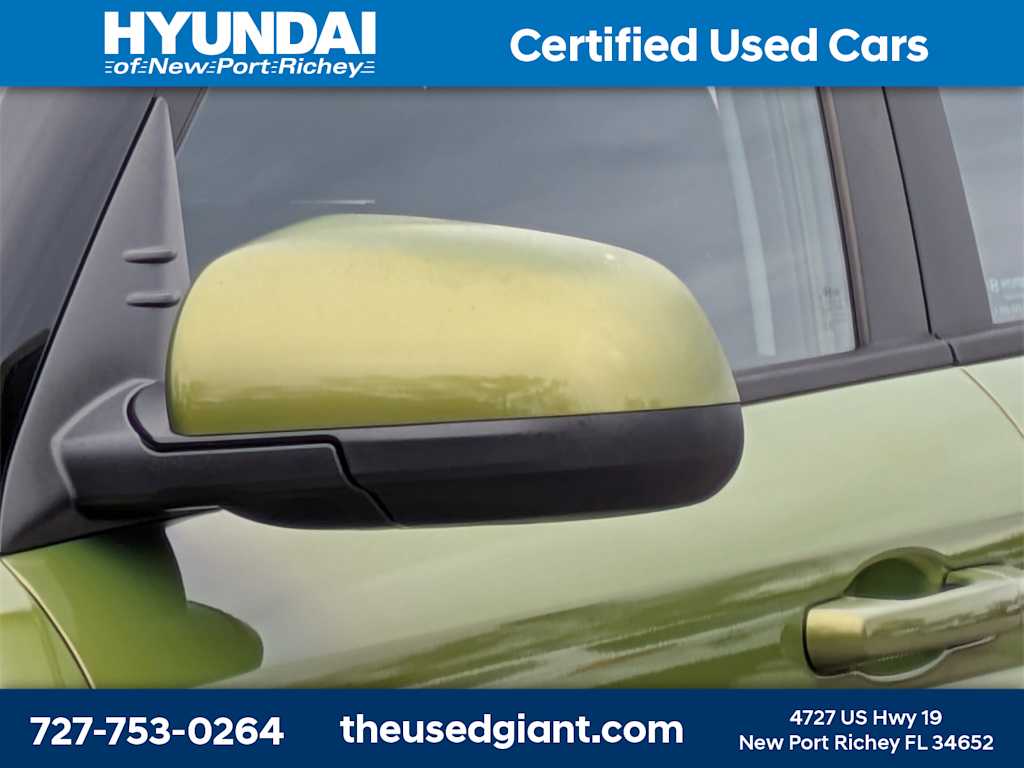 Thumbnail: 2023 Hyundai Venue - 11